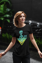 Load image into Gallery viewer, Alien Tee ( unisex )
